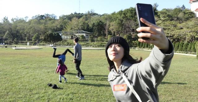 贾静雯蔡依林范玮琪，你最喜欢谁的衣品？谁说四十岁女人不能装嫩