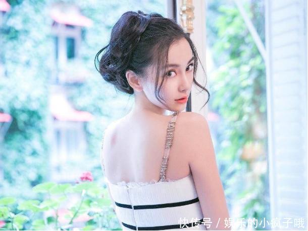 今日劲爆新闻，李沁宣布新恋情，杨颖新剧没人敢接，可惜全是谣言