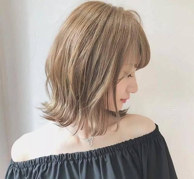  『气质』男生眼里女生超气质的5款短发，时髦又不显老，太适合春天剪！