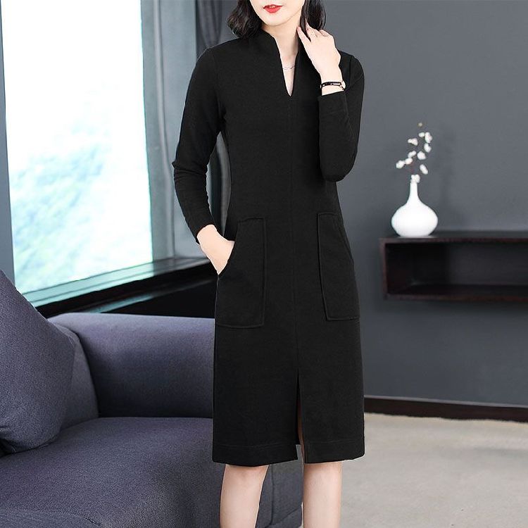 “旗袍”再美也别买，高级“绯红”裙，洋气迷人，670后穿很美