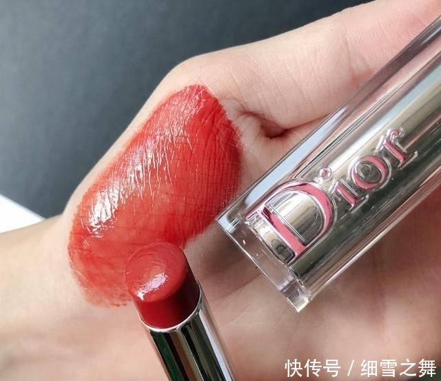  【焦糖】这8只焦糖砖红唇膏本季要收，过往断货的都重出江湖，错过就没有