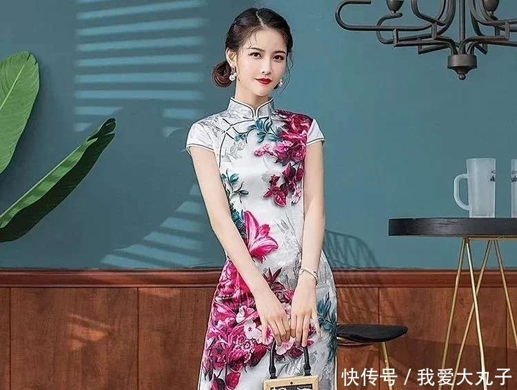  【含蓄】淑女高端真丝旗袍，这样穿，让你美的含蓄又矜持！