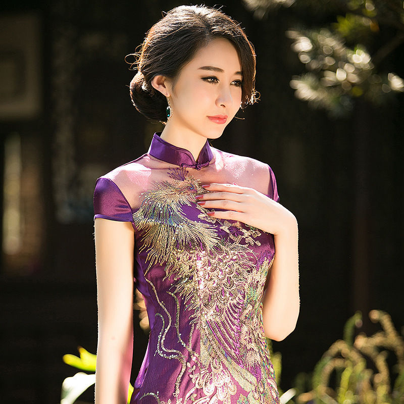 难得媳妇穿一次旗袍装，精致柔美特气质，简直太令人心动