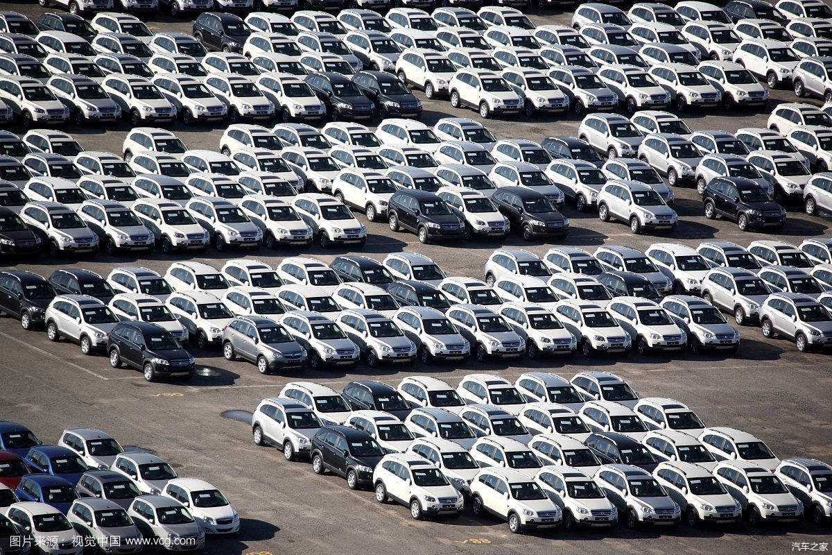  「我国」公安部：我国私家车保有量突破2亿辆 新能源车保有量381