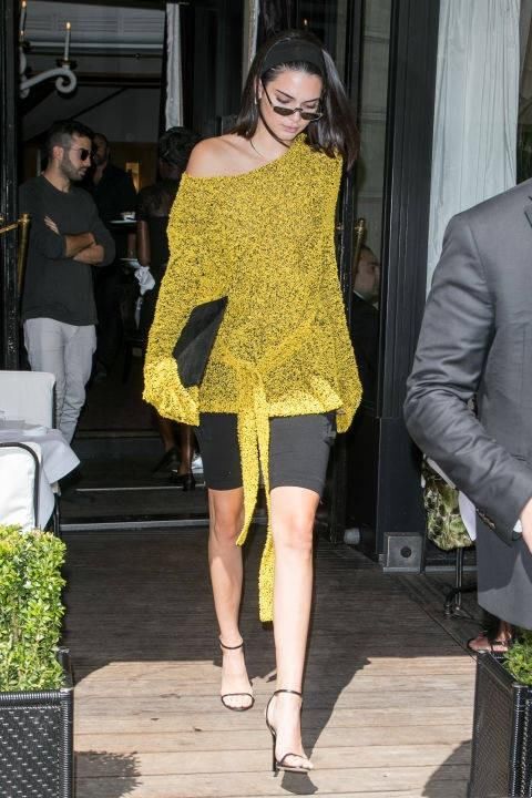 肯达尔詹娜的针织衫搭配，简直太时尚，让人很是惊喜