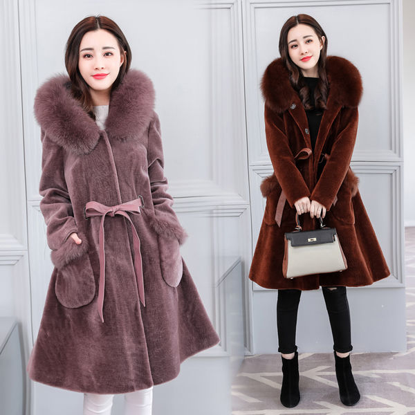 臃肿的棉服别穿了，今年流行这样的呢大衣，洋气高贵上档次，美爆