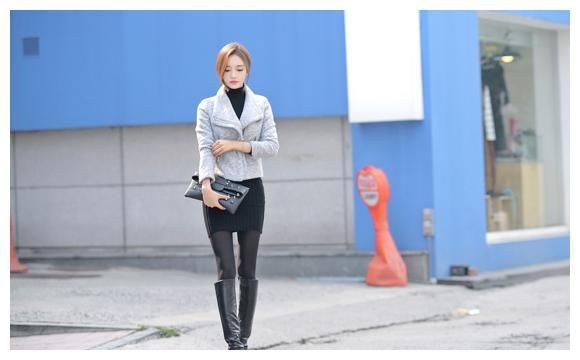 孙允珠黑丝袜，显嫩不失女人味！