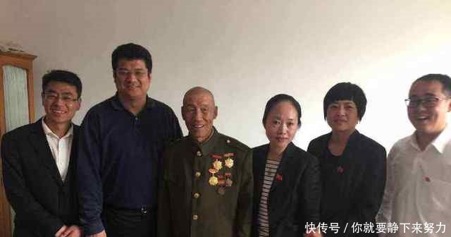 农村军人凭手里这个证，退伍后可以享受3大补贴，有证的都有份！