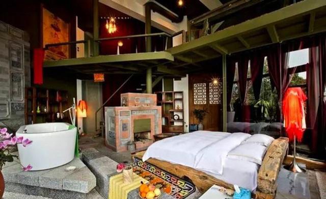 杨丽萍的“宫殿”有多美?到处鸟语花香,仿佛人间仙境!