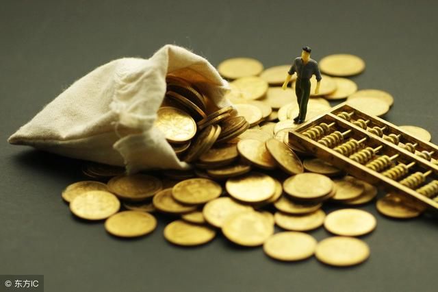 赚来20万的存银行合算还是跟上趋势创业合算，普通人都做反了