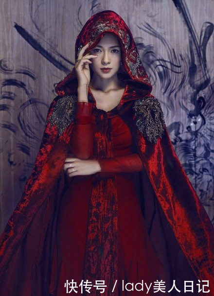 章子怡的高级范没有人能比！这个大红色，除了她自己，没人配得上