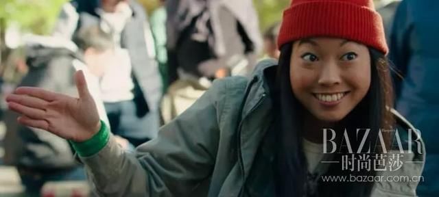 8个女人一台戏就为了偷走1.5亿美刀珠宝？可这明明是场时装秀