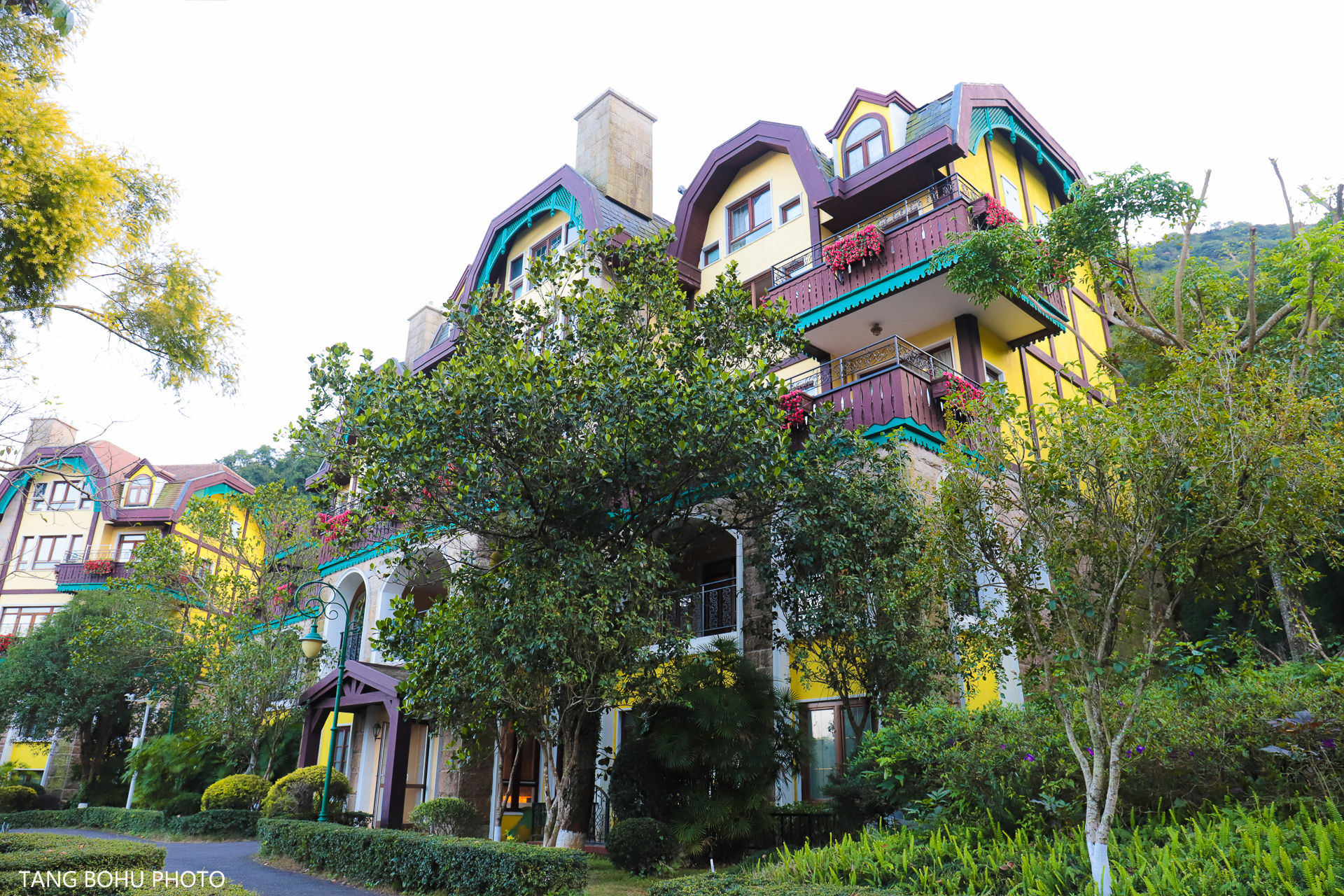 尽享深圳世外桃源的秘境之美，开启一段温泉之旅！