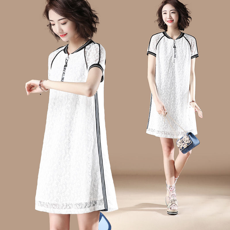 系带连衣裙洋气又减龄，蕾丝材质高档又性感，配高跟鞋显高显气质