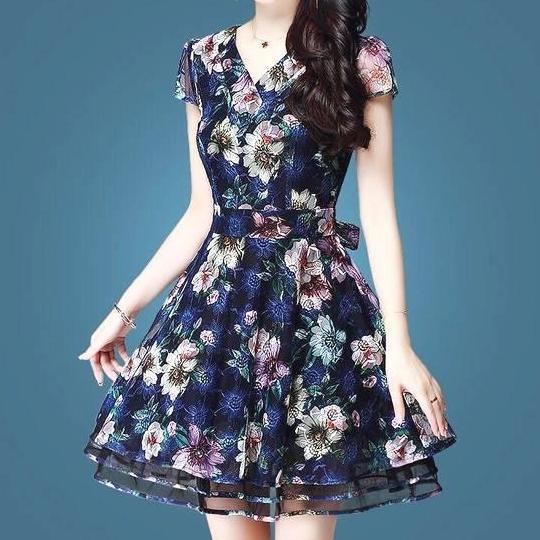 这种连衣裙上身才知道有多美！气场满满，嫩上添嫩，清凉又惬意