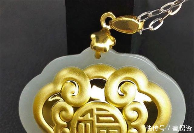 佩戴黄金项链时，谨记“3不要”！很多人在乱戴，难怪项链很廉价