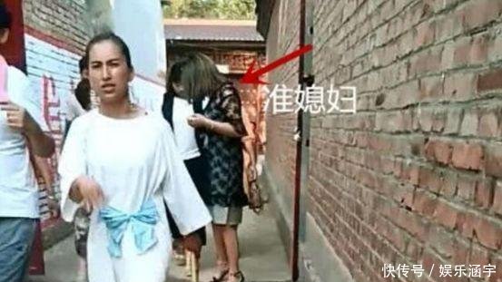 朱之文给“准儿媳”准备万元红包, 女子打扮时髦