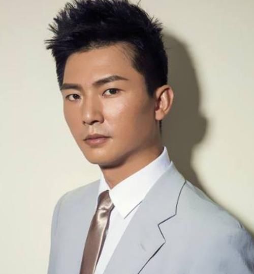 『凤凰』《父母爱情》中凤凰男一个风趣、一个憨厚、而最后一个却有点渣