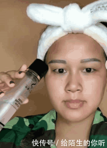 这个工地大妈火了,妆后秒变夜店女神