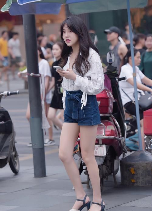  衬衣|时不我待，快选择时尚休闲的短裤穿搭，让造型清爽靓丽起来