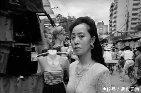  女性|20世纪90年代的成都街拍，那时候的女性真是不输当下！