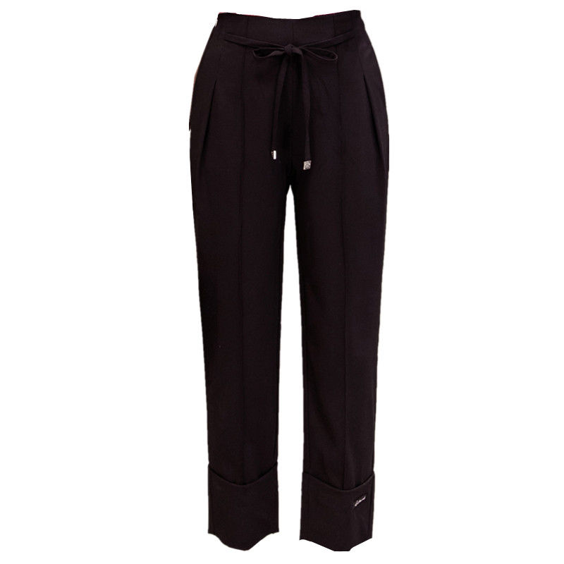 矮个子女生，打底裤别穿黑色的了，这些颜色，显高还显腿细