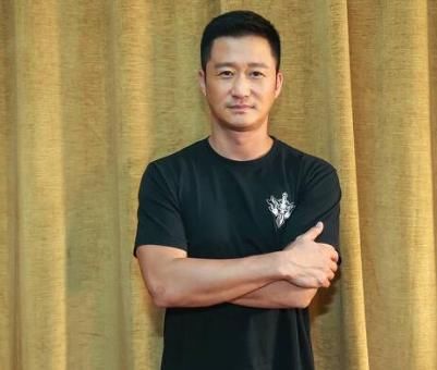 商家恶意造谣，触碰底线，明星却只回应两个字