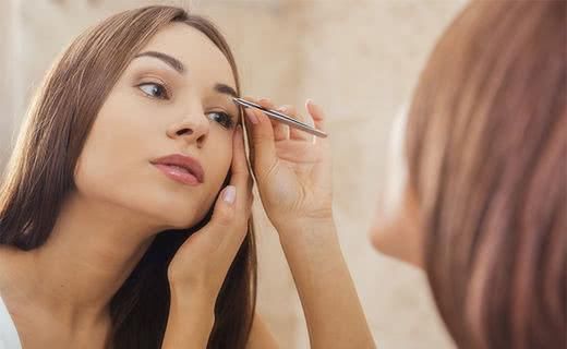  『试过』眉毛出现这4个变化，预示身体健康出现问题，试过的人都说准，快来测测