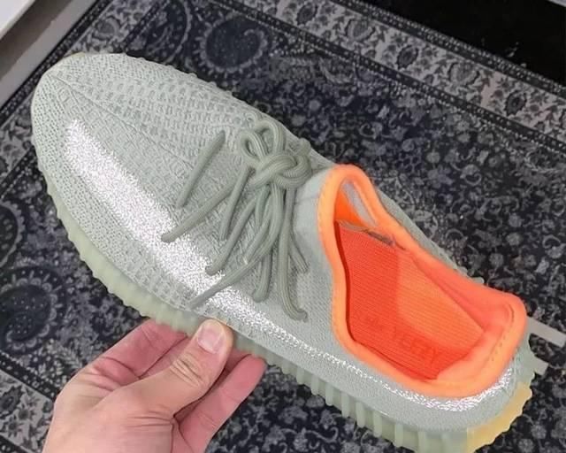  [鼠尾草]业务量超大型：Yeezy 350＂鼠尾草＂推迟后我国总算打开预定开售！