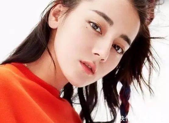 脖子上有痣的女星都是美女,看刘亦菲宋慧乔蒋