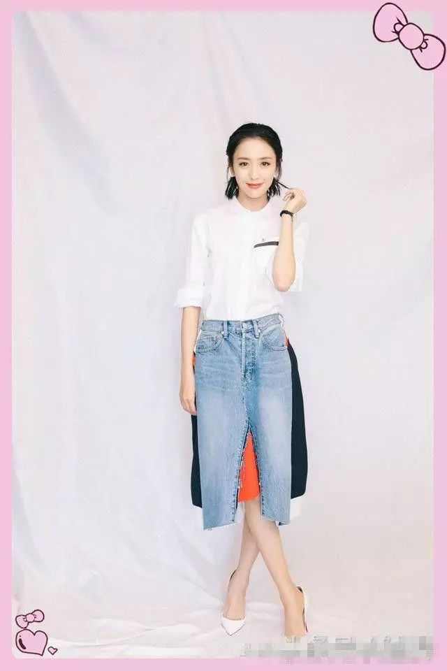 佟丽娅真会玩!穿一条“假”裙抢眼球,网友:这骗谁呢?