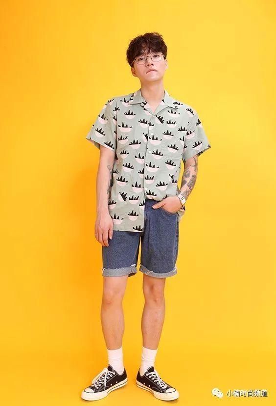男士穿搭干货:你的夏季裤款里还要加上一件质感牛仔短裤