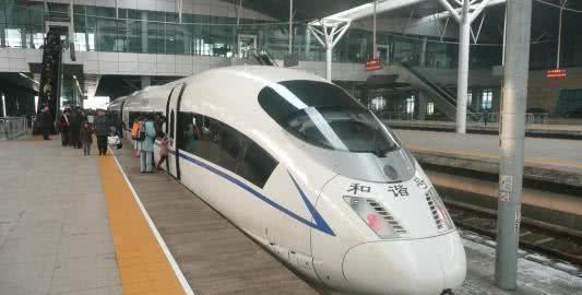  「智慧」为何我国高铁不走直线，偏要绕弯走原因说出，佩服国人