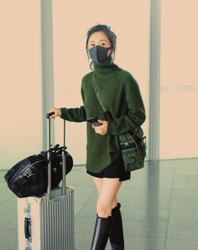 「靴子」小个子放弃“马丁靴”吧,这几款靴子,更显高,更显腿长