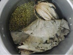 绿豆和它煮晨起空腹喝，她减肥2个月瘦29斤，不节食偏方8天瘦6斤