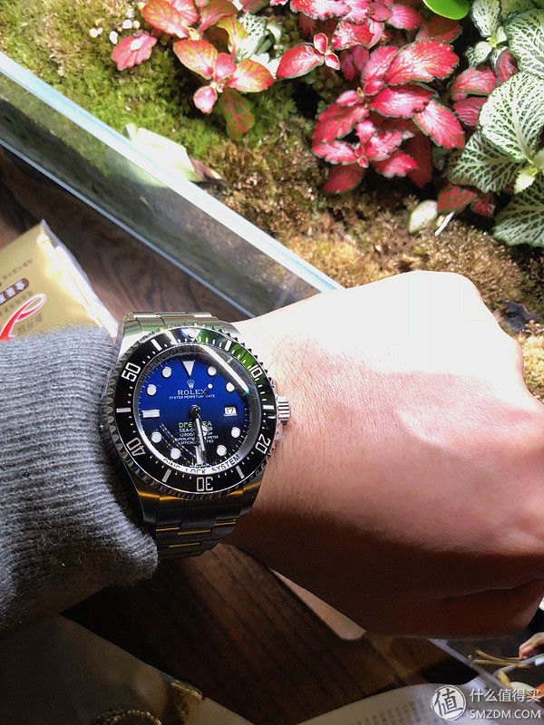 更深的蓝--劳力士Rolex D-bule渐变鬼王深潜表