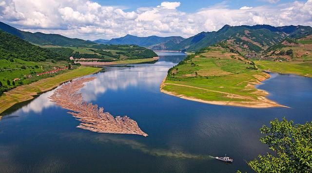 东北最适合居住的城市，不是大连不是沈阳，而是这座小城市！