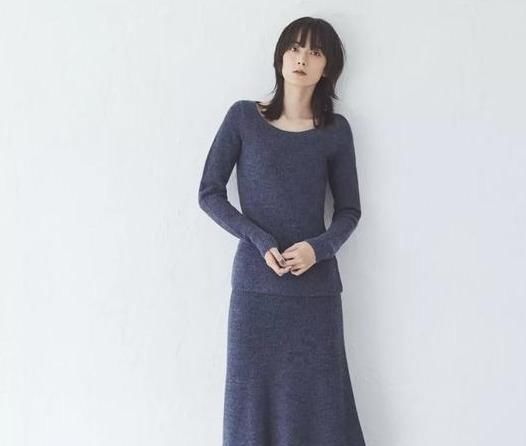  「针织」今年流行针织裙,尤其显瘦显高的