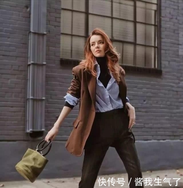 #太土#收起你的阔腿裤，太土今年最流行的是“遮肉裤”，显瘦不挑人