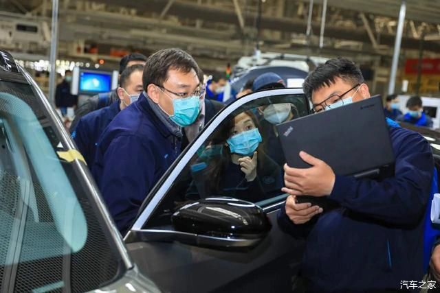 『全球首』实现5G搭载,ARCFOX的首款量产车 α T都有哪些技艺