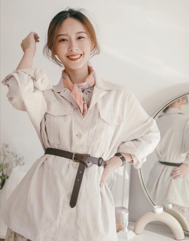  「穿搭」初夏必备单品，轻熟系通勤风，职场女性提升魅力全靠它