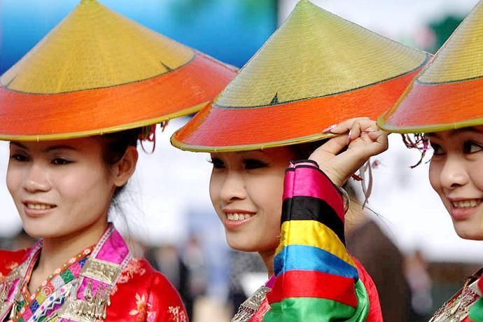 云南有两个以腰带命名的民族，这个民族据说是皇族后裔