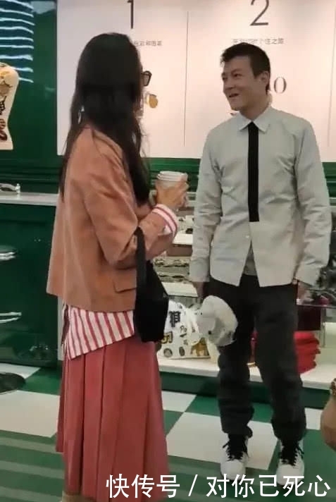  全场：有种“惊艳”叫陈冠希媳妇，一身“死亡芭比粉”，意外成全场最靓的女神