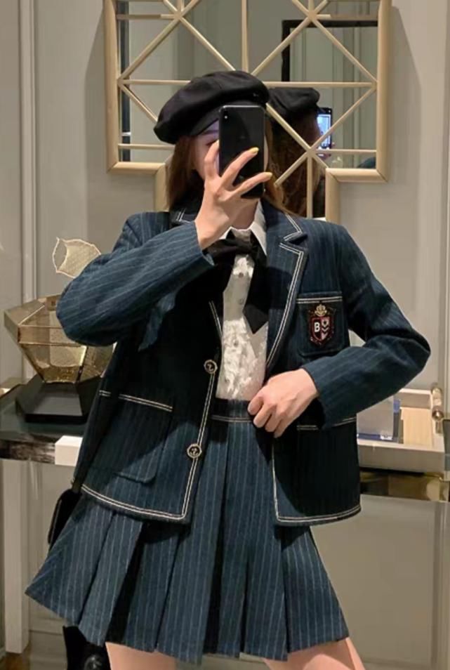  【显得非常】00后如今迷上的“西服外套”，拿来凹造型贼飒，赶紧过来种草吧
