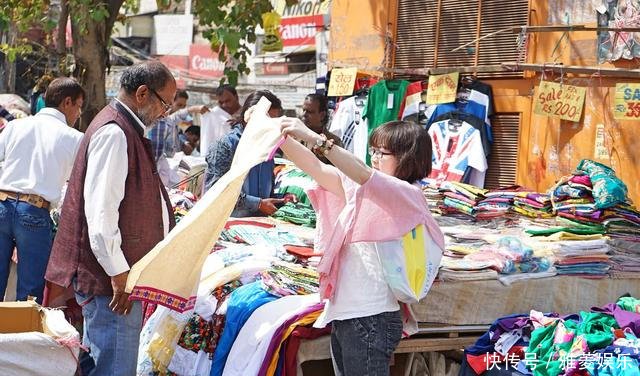 中国游客到印度旅游，看见满大街的传统服饰为什么中国做不到