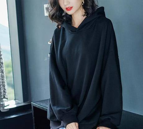 马上就到中秋，别买风衣了！今年流行穿洋气卫衣，显瘦显嫩超养眼