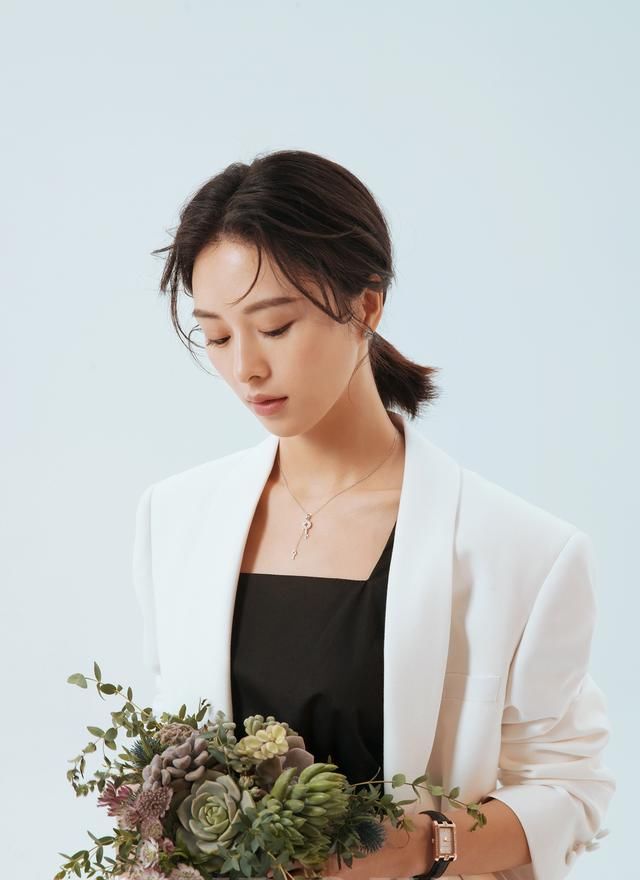 郑州的婚纱摄影工作室哪家好凡视觉拍婚纱照真实、自然、真诚