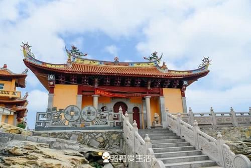  [建筑]国内最神奇的寺庙，举世罕见一岛一寺建筑，现实版海天佛国再现！