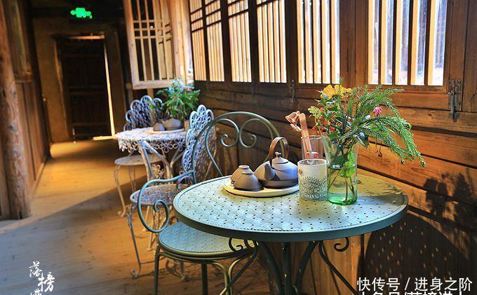 浙江丽水平田村,传统村落改造成了特色民宿,吸引了众多游客前来