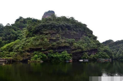 广东省韶关丹霞山风景名胜区国家AAAAA级旅游区